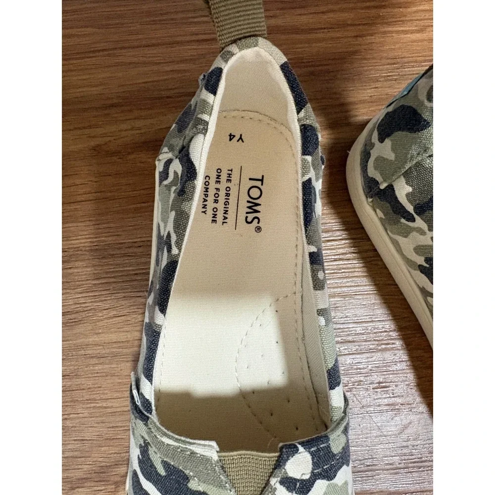TOMS Youth Alpargata Camo Slip On Shoes Green Camouflage Canvas Flats Y4